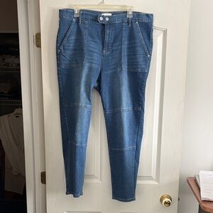 Nicole Miller Slim Fit SoHo